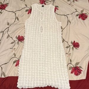 White Sleeveless Dress